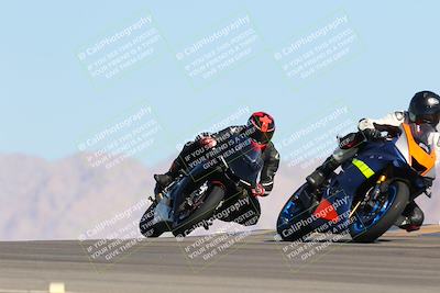 media/Oct-01-2023-SoCal Trackdays (Sun) [[4c570cc352]]/Turn 9 Set 1 (950am)/